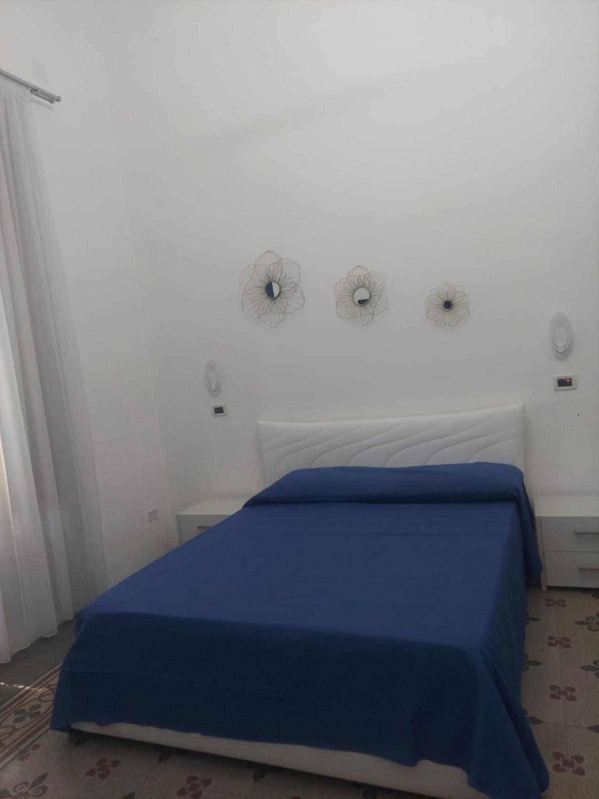 פלרמו Guest House Lamphotel Militello מראה חיצוני תמונה